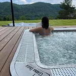 Czarna Luxury * Klimkówka