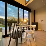 Czarna Luxury