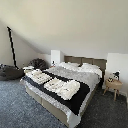 Czarna Luxury *