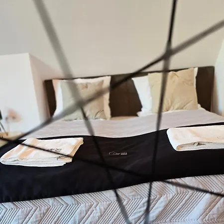 Czarna Luxury Lägenhet Klimkówka